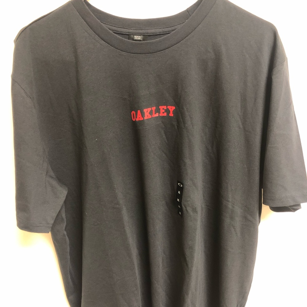 Oakley T-Shirt